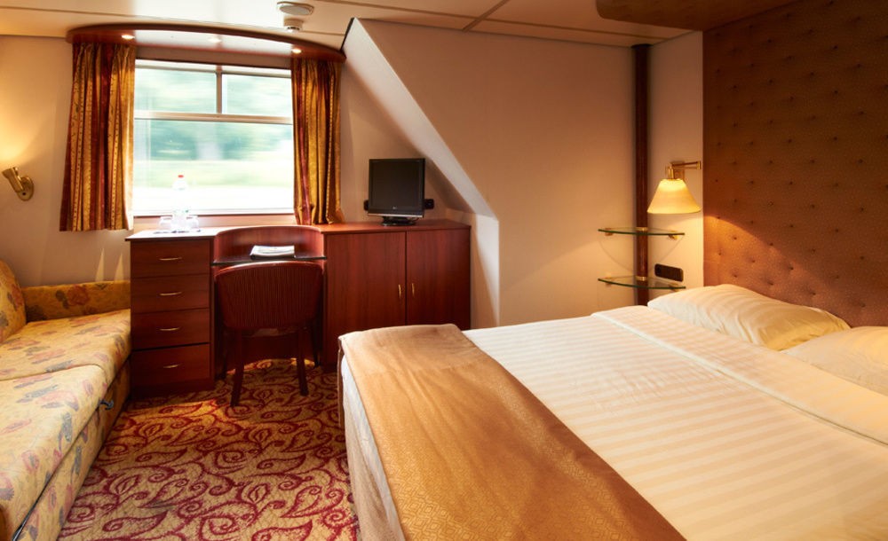 Knm Ms Switzerland I - Dusseldorf Hotel ภายนอก รูปภาพ