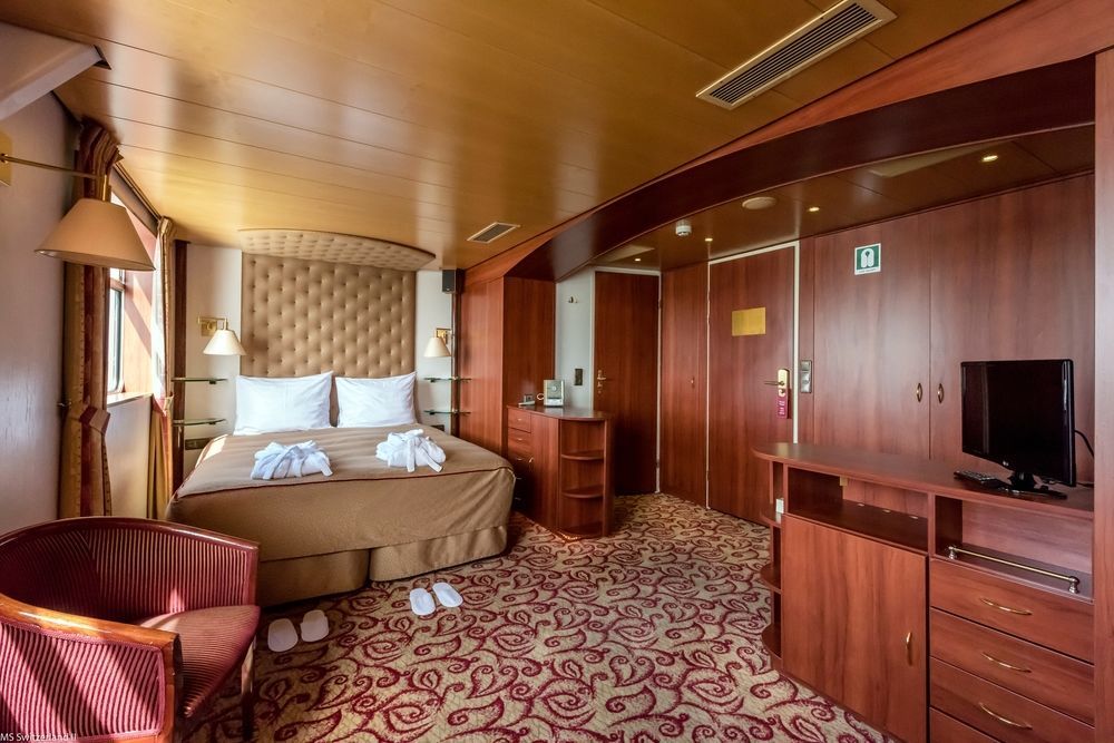 Knm Ms Switzerland I - Dusseldorf Hotel ภายนอก รูปภาพ